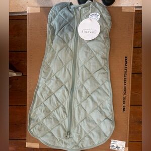 DREAMLAND BABY SWADDLE SLEEPSACK 0-6 months